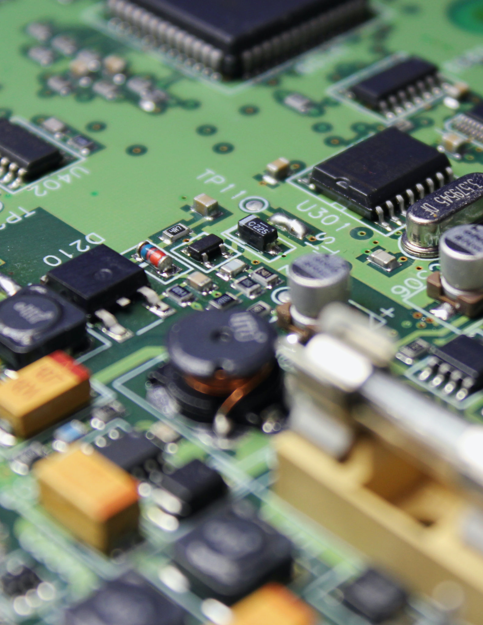printed-circuit-boards-a-guide-what-is-a-pcb-applications-types